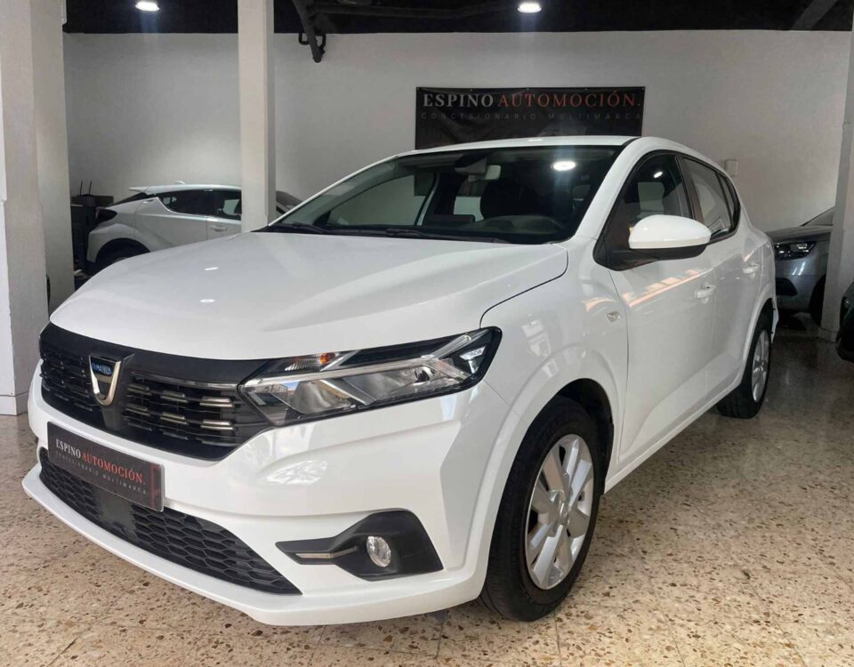 DACIA SANDERO frontal izquierda