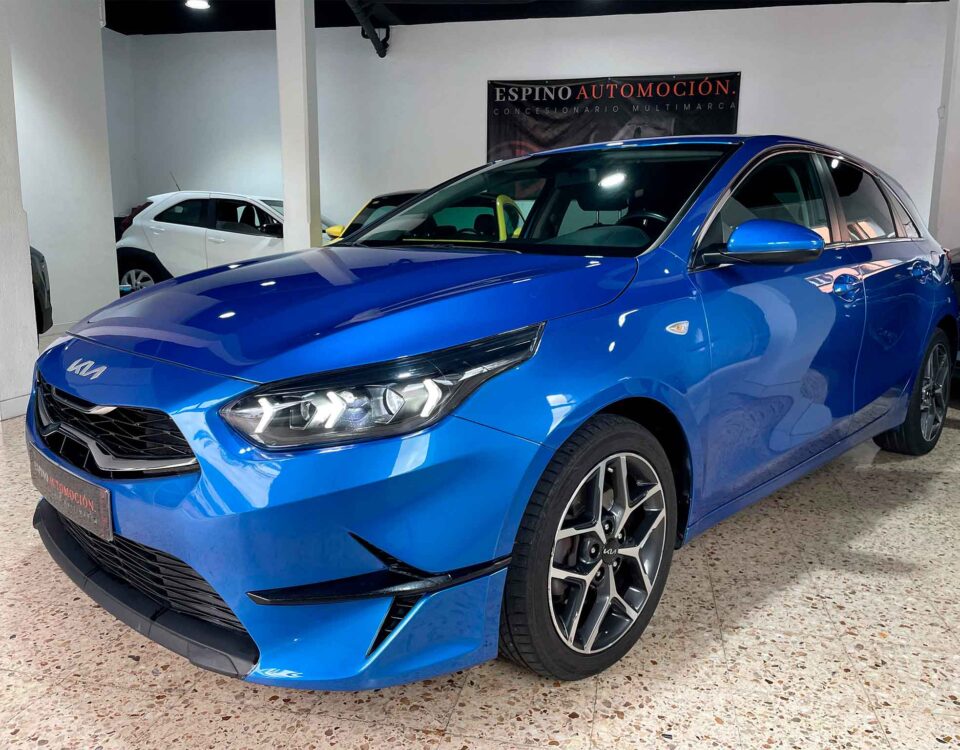 KIA Ceed derecho