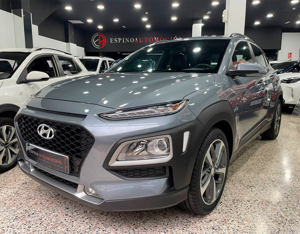 Frontal izquierdo de HYUNDAI Kona KONA TGDI 1.0 4X2 STYLE SKY